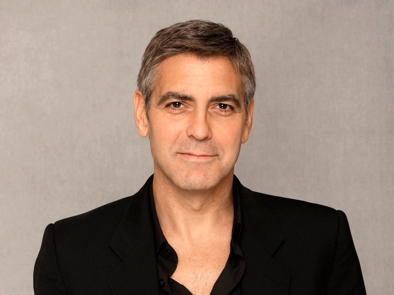 George Clooney. Foto vía Laraza1400.com.