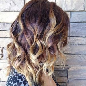 balayage_hair_color_ideas_with_blonde_highlights2