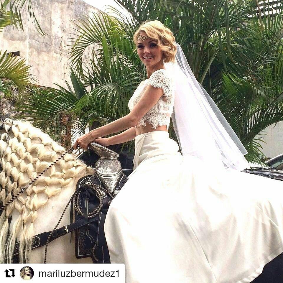 Mariluz Bermúdez personificando a Constanza el día de su boda en la telenovela Las Amazonas.