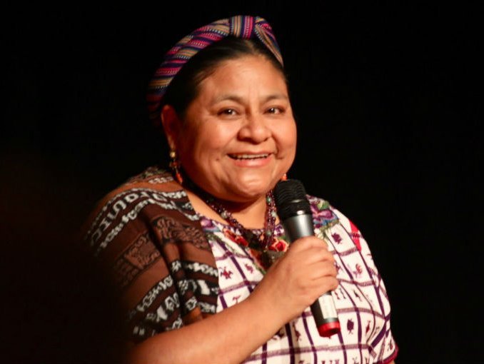 Rigoberta Menchú frases indígenas cortas