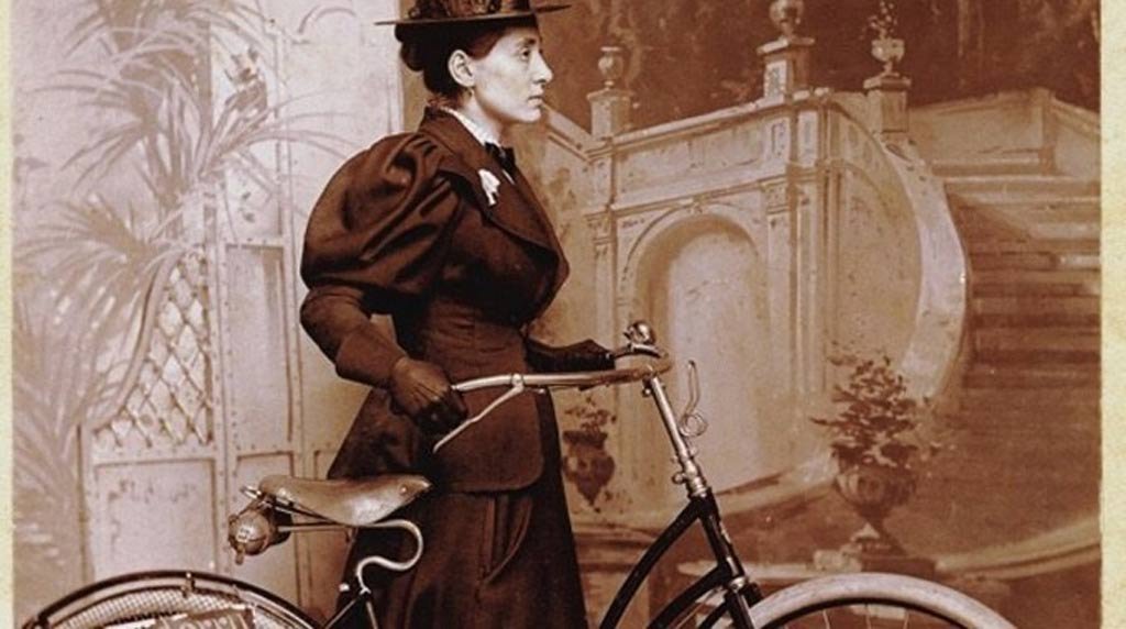 Annie Londonderry - "su bicicleta"