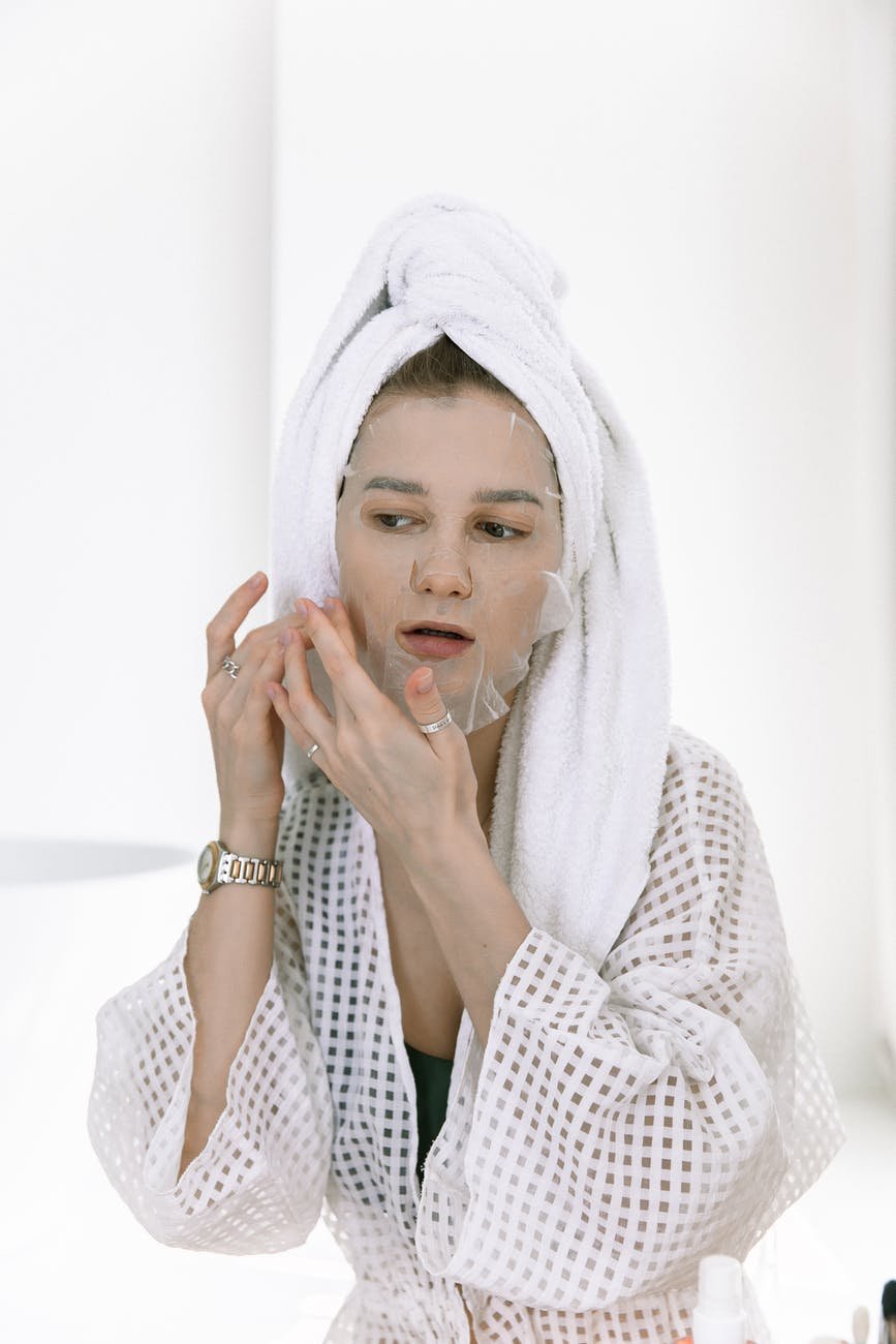 Rutina del Skincare, para  relajarnos y consentirnos. Foto de EKATERINA BOLOVTSOVA en Pexels 