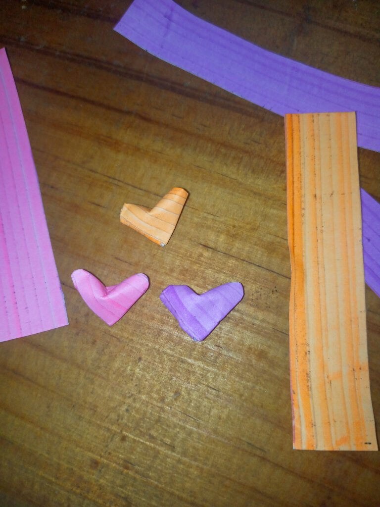 corazones de origami
