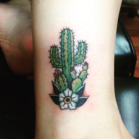 Cactus, ¿te lo tatuarías? . Foto : Pinterest 