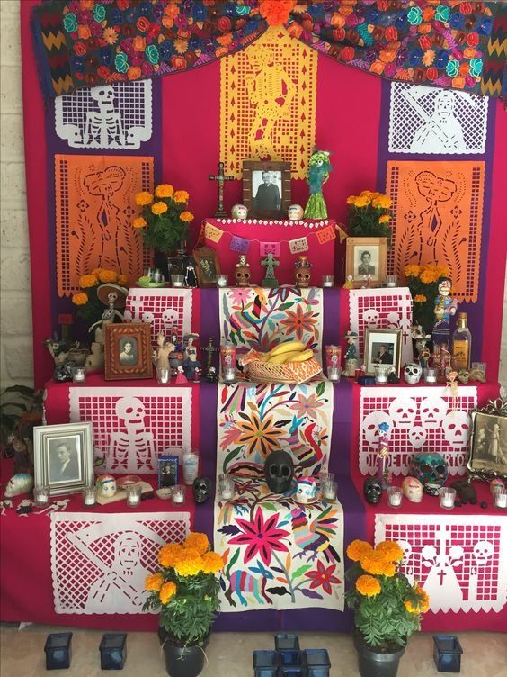 Ofrenda Del Día De Muertos ¿ya Sabes Cómo Hacerla Revista Kena México