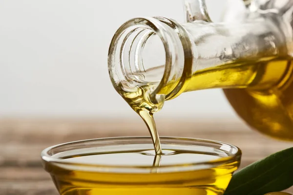 Aceite de oliva, beneficioso por demás. Foto: EcoPimStudio en Pinterest 