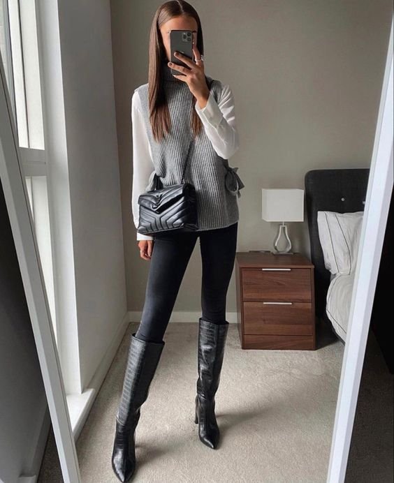¿Usarías este outfit con botas negras estos próximos meses? Foto ERIKA FRAUSTO en Pinterest 