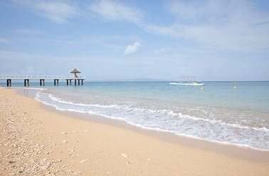 Descubre Okinawa: el mejor resort de playa en Japón