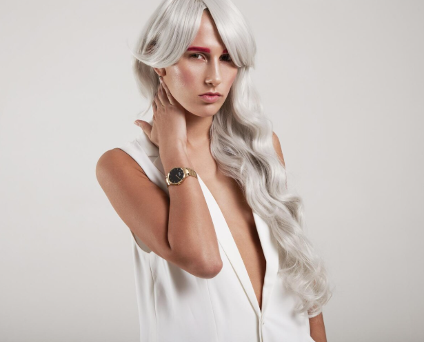 Cudado del cabello gris