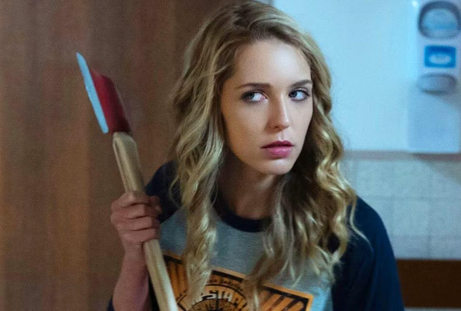 Tree Gelbman (Jessica Rothe)
