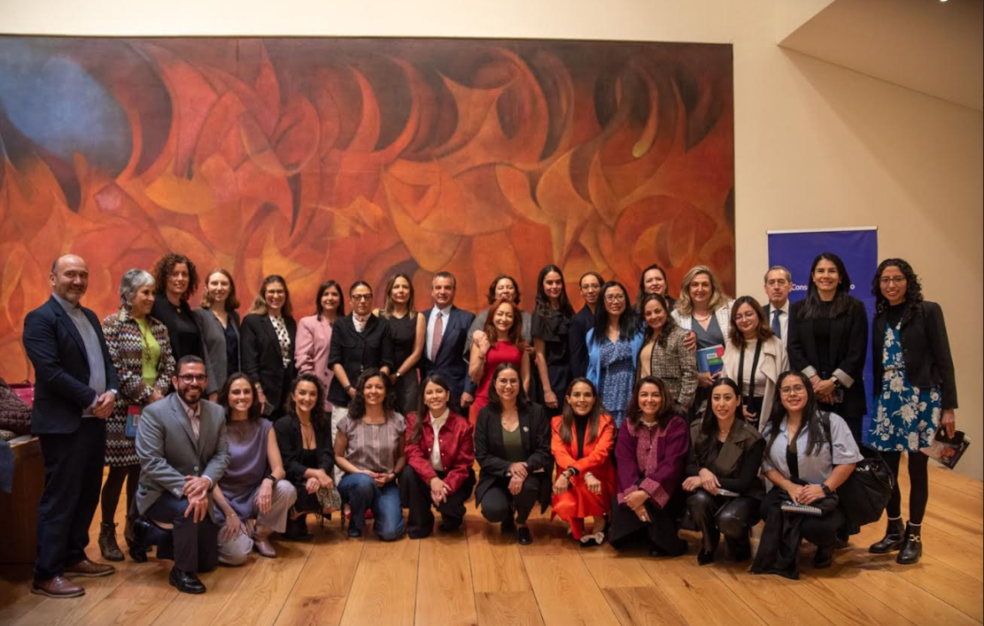 Monitor de Agua y Género