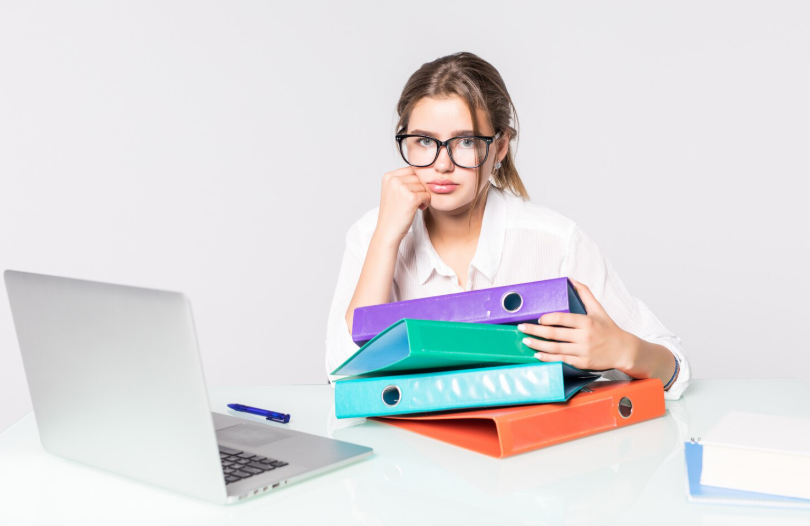 Burnout femenino y el derecho a la desconexión