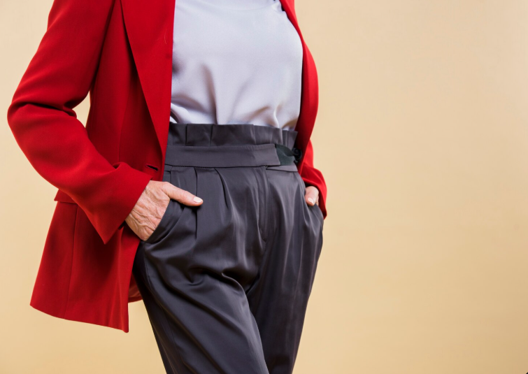 Pantalones para mujer origen