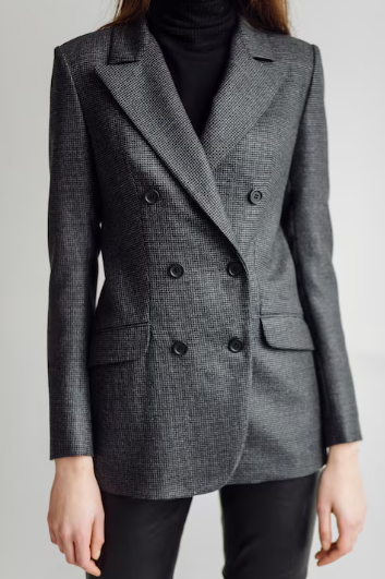 Moda ejecutiva femenina