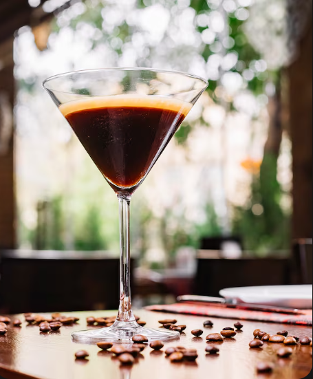 Aprende hacer Expreso Martini con Kena