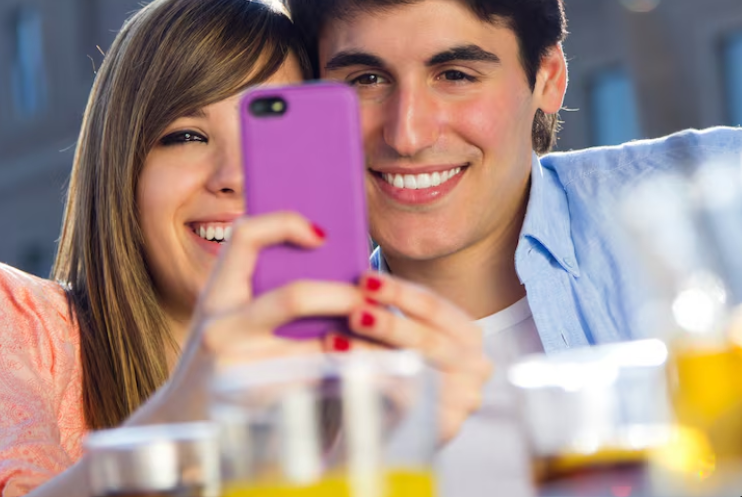 Sobrecompartir en redes sociales