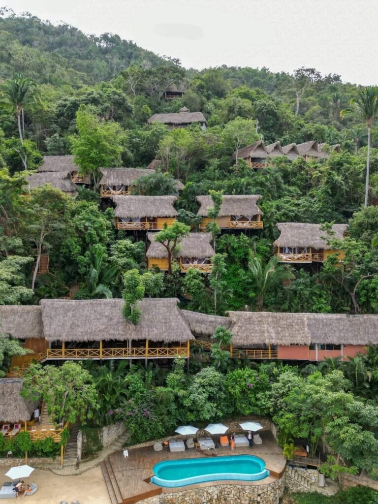 xinalani-puerto-vallarta-bahia-Boca-de-Tomatlán